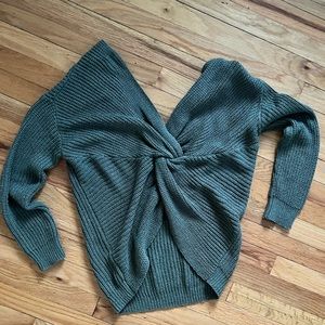 Twist Back V Neck Sweater Size Small